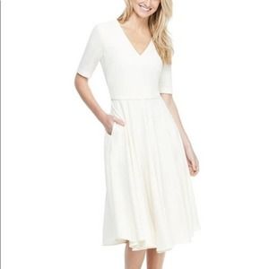 Gal Meets Glam Cream Ivory Edith City Dress V Neck Full Skirt Size 16